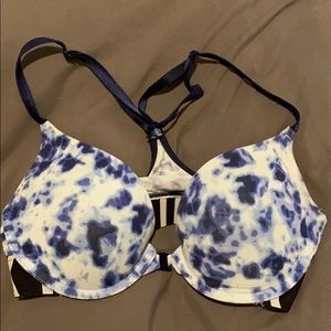 Victoria’s Secret pink bra